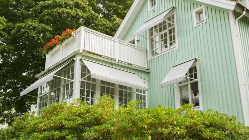 markiser på hus