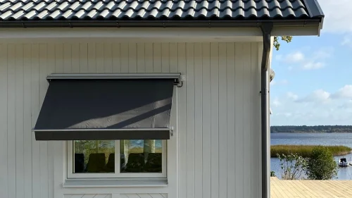 markis hestra tage large